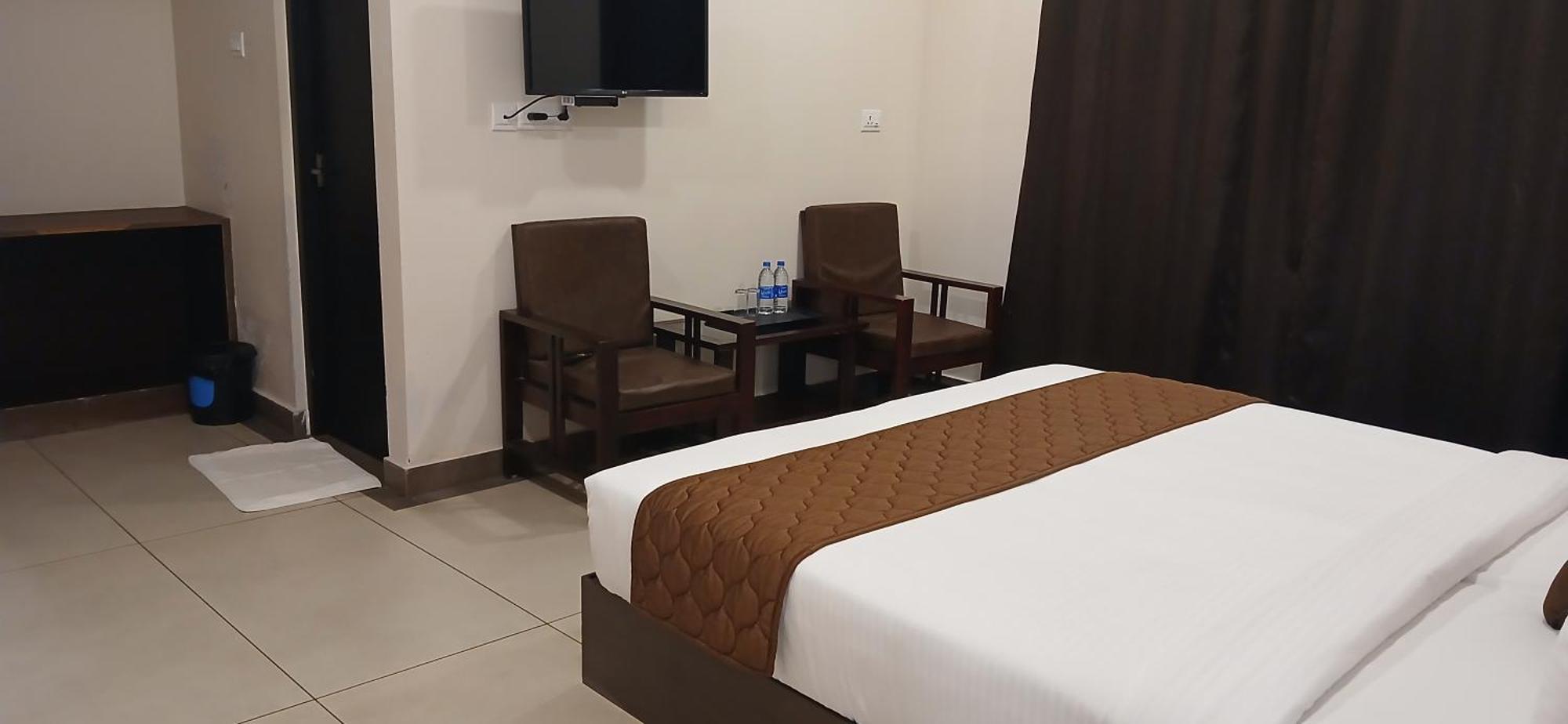Hotel Pankaj Residency Guruvāyūr Exteriér fotografie