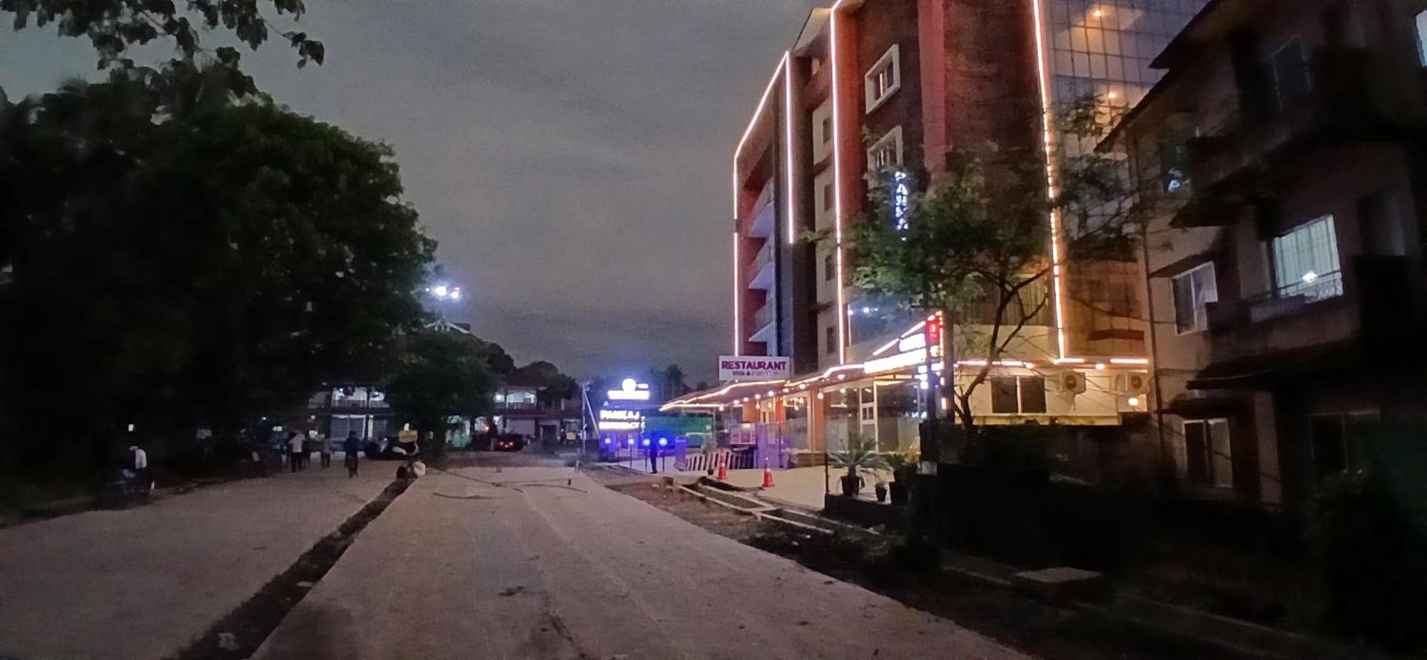 Hotel Pankaj Residency Guruvāyūr Exteriér fotografie