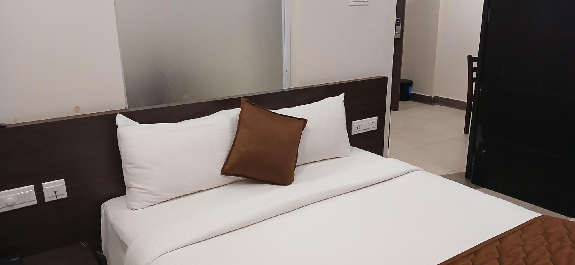 Hotel Pankaj Residency Guruvāyūr Exteriér fotografie