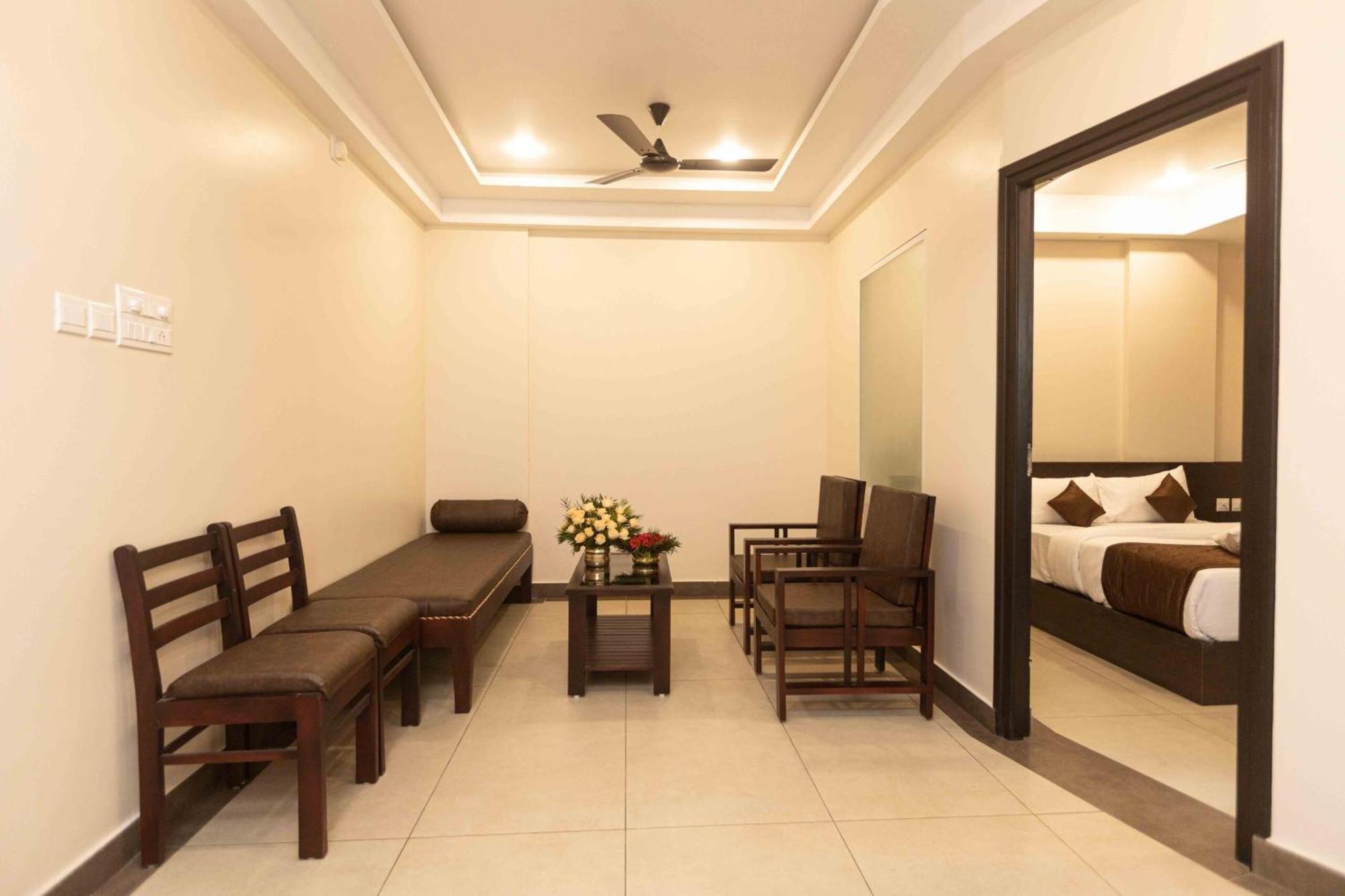 Hotel Pankaj Residency Guruvāyūr Exteriér fotografie